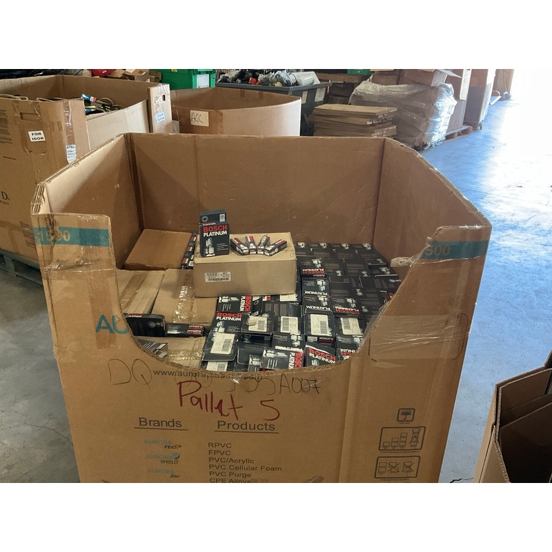 Wholesale Lot Of 6,062 Bosch 4222 Platinum Spark Plugs