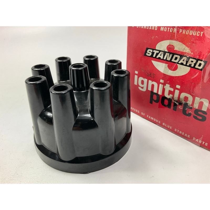 Standard Motor Products IH-445 Ignition Distributor Cap