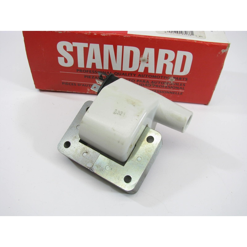 Standard FD-483 Ignition Coil - UF221 B6S7-18-10XA C952 C946 C952