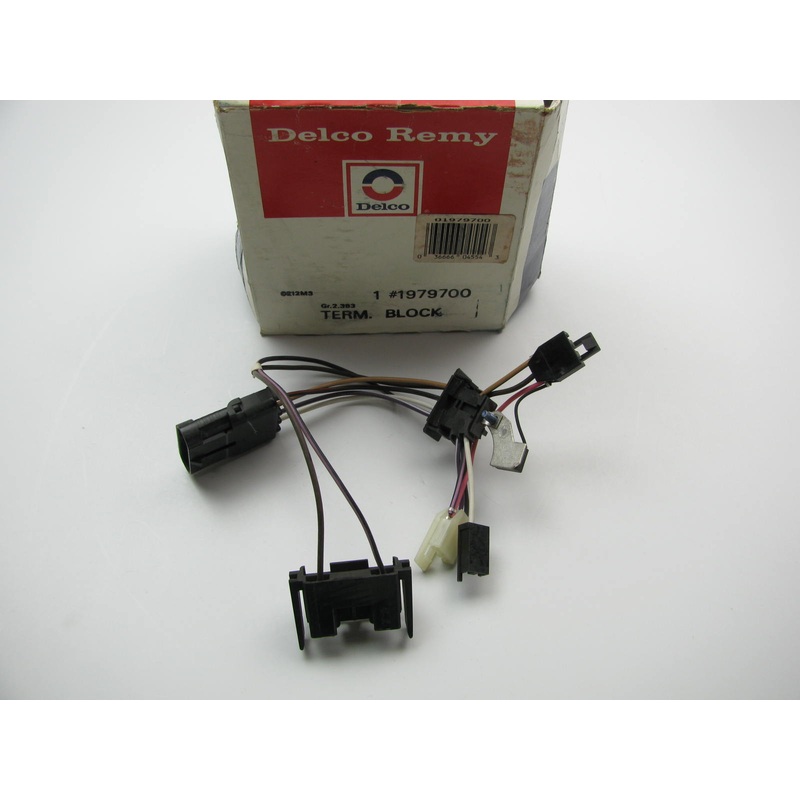 1982-1983 GM Iron Duke 2.5L Chassis Electrical Wiring Terminal Block Harness