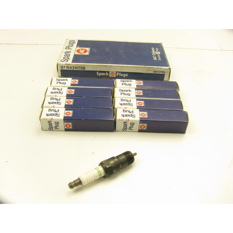(8) NOS Vintage Acdelco R43NTS6 Spark Plugs Set - 1982-1983 Cadillac 250 4.1L V8