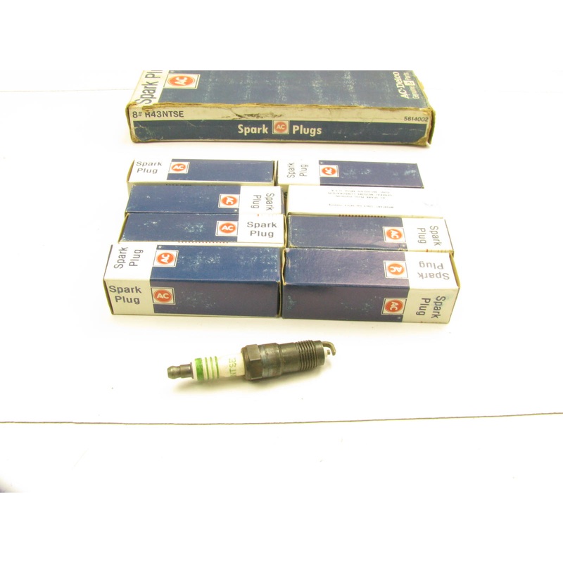 (8) NEW GENUINE Acdelco R43NTSE Spark Plugs GM # 5614002
