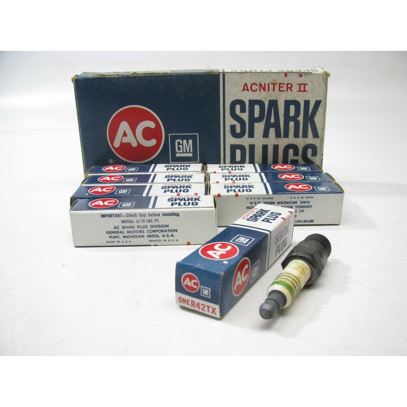(8) NEW - OEM GM R42TX AC Acniter II Ignition Spark Plug Green Ring - 5613562