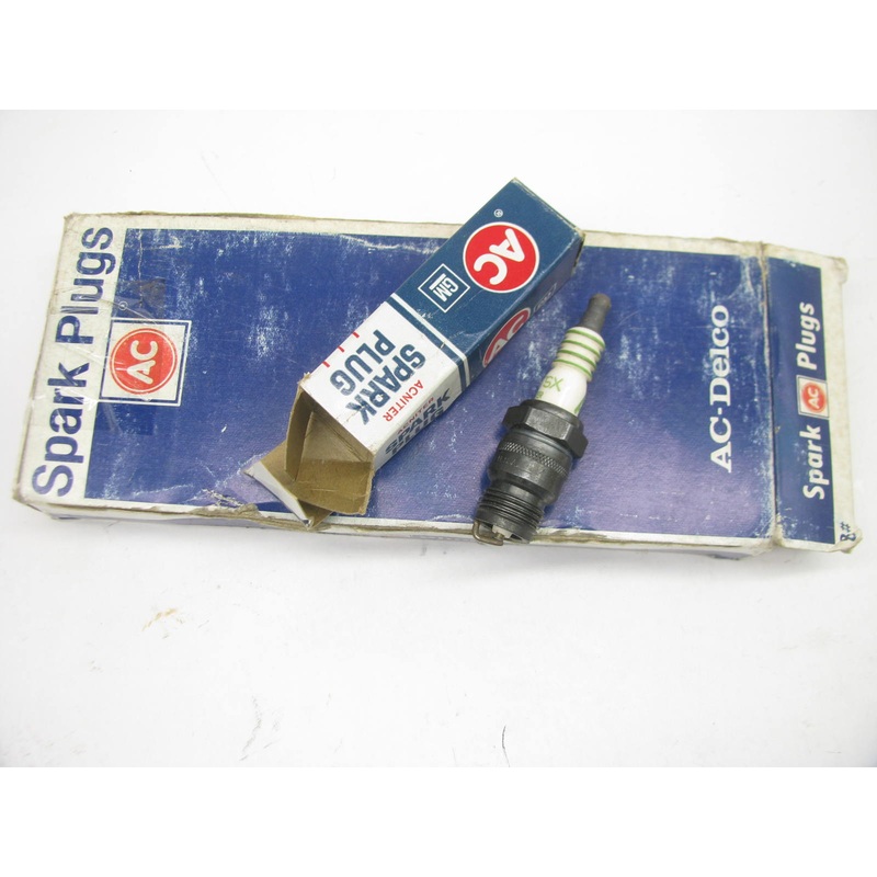 (8) Acdelco R84TSX Ignition Spark Plugs