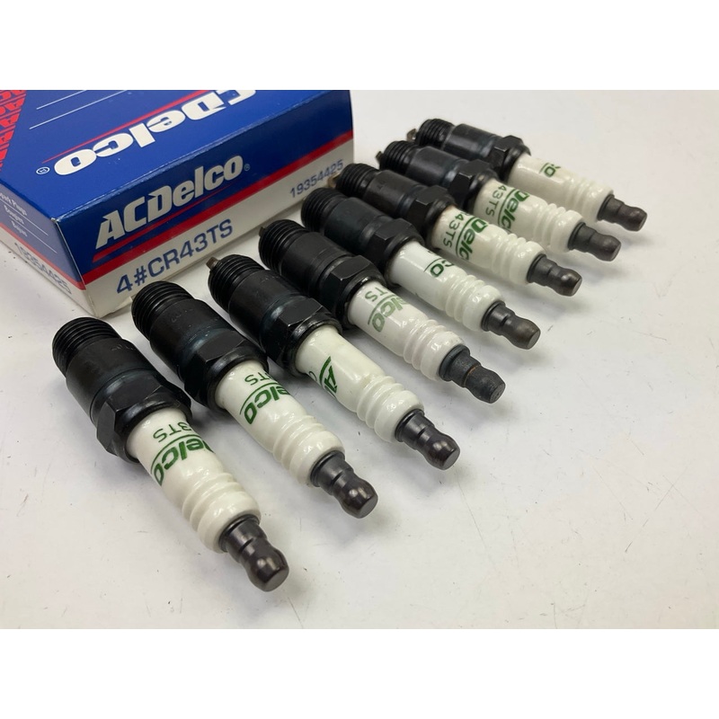 (8) ACDelco CR43TS Professional Conventional Spark Plugs