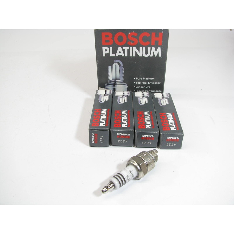 (4) Bosch 4223 PLATINUM Spark Plugs