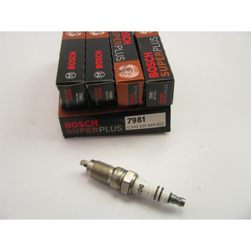 (4) Bosch 7981 Ignition Spark Plugs - Nickel