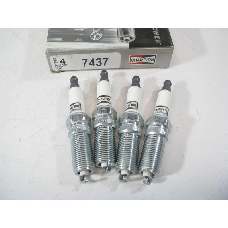 (4) Champion 7437 Ignition Spark Plugs - Double Platinum Power