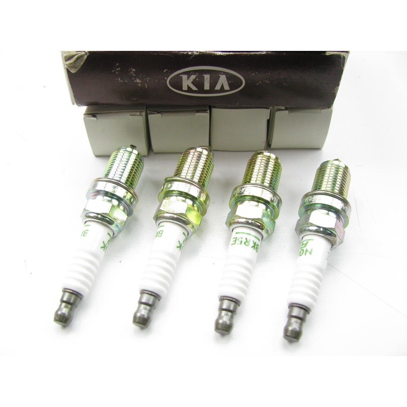 (4) NEW GENUINE  Spark Plugs OEM For Kia 0K01A18110 - NGK BKR5E