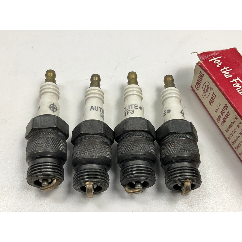 (4) NOS - VINTAGE Ford B9T-12405-A Autolite Spark Plug #BTF3 1956-1963 Y-Block