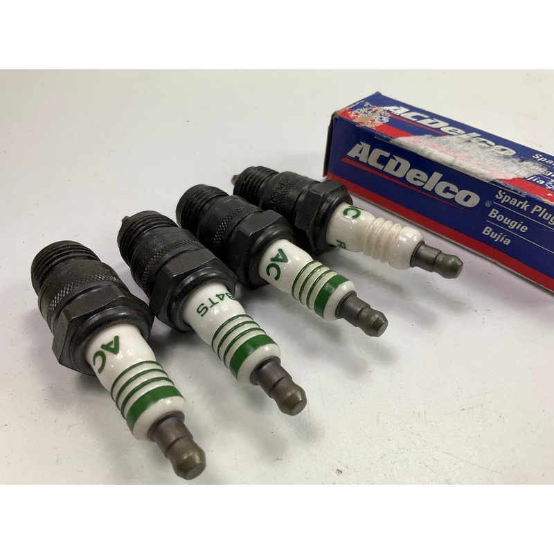 (4) Acdelco R84TS Spark Plugs