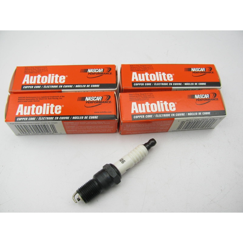 (4) Autolite 106 Ignition Spark Plugs - Copper Resistor