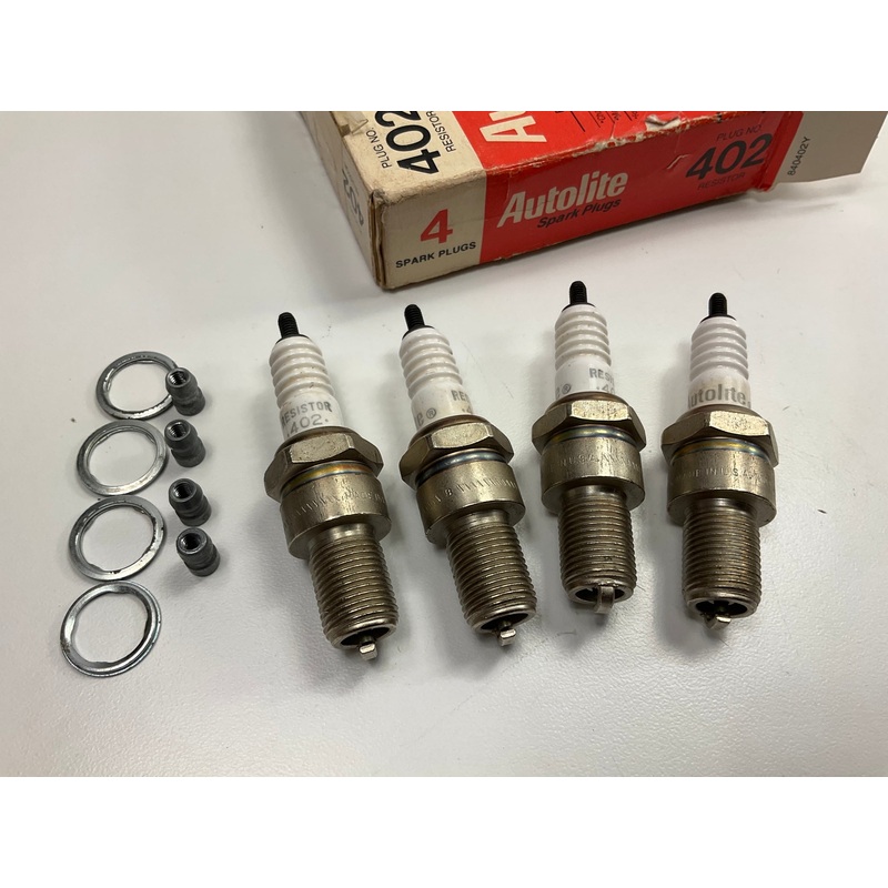 (4) Autolite 402 Spark Plugs