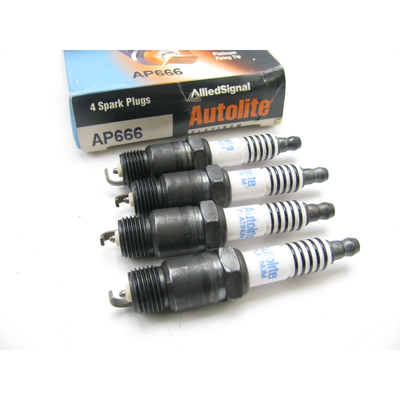 (4) Autolite AP666 Platnium Spark Plugs