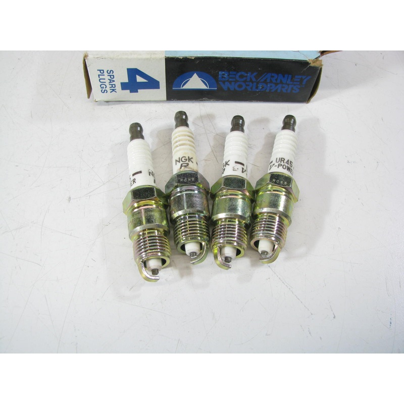 (4) Beck Arnley 176-5132 NGK UR45 Ignition Spark Plugs