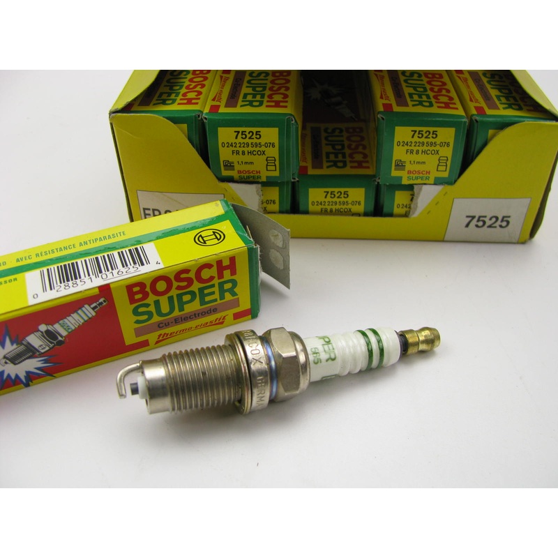 (10) Bosch 7525 Super Spark Plugs - 0242229595