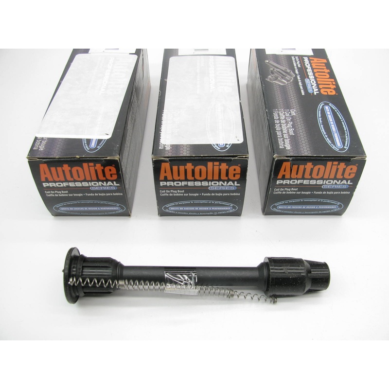 (3) Autolite 35-7040 Direct Ignition Coil On Plug Boots Right Bank