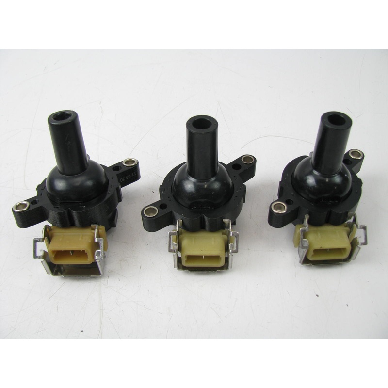 (3) NEW - OUT OF BOX UF-518 Ignition Coil For 02-2006 Land Rover 2.5L-V6 4.4L-V8
