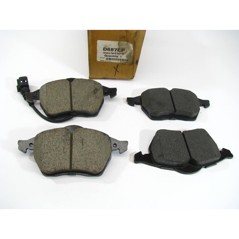 Akebono D687CP FRONT Disc Brake Pads - Ceramic