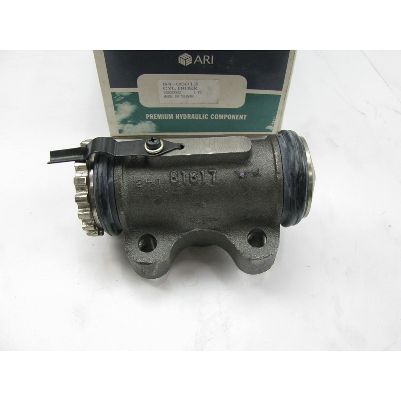 ARI 84-06013 Rear Left Drum Brake Wheel Cylinder HINO FE, FF 17, 19 Series Truck