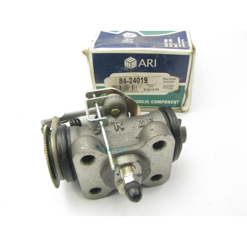 ARI 84-24019 Drum Brake Wheel Cylinder - Rear Right