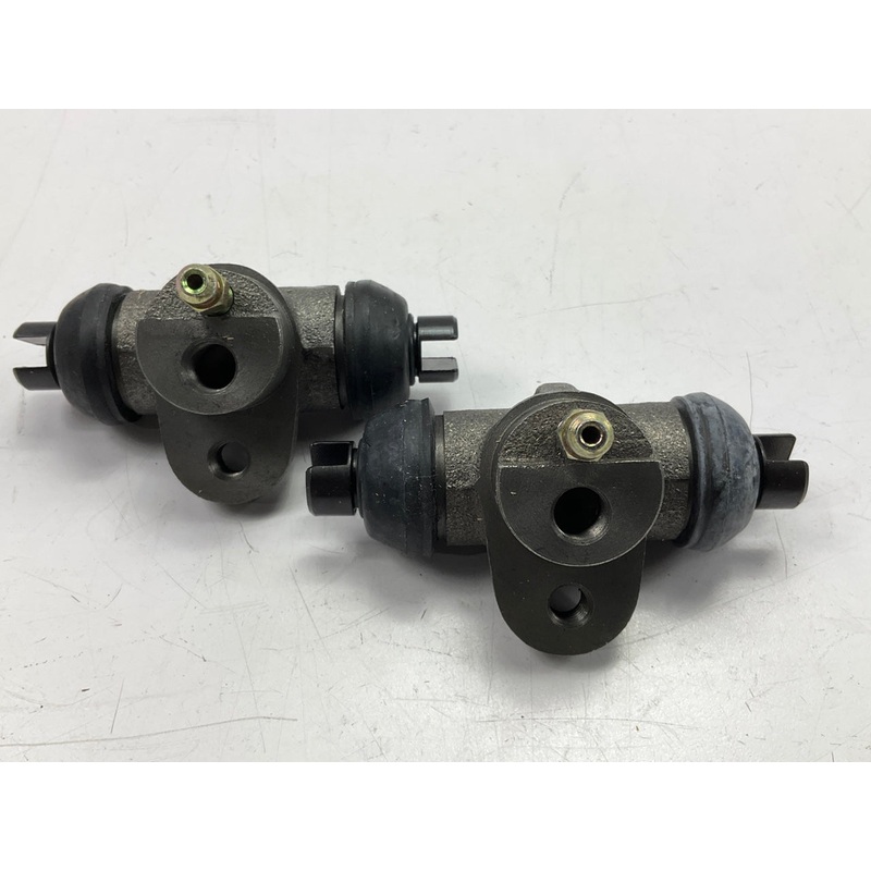 (2) NEW UNBOXED W90550 Rear Drum Brake Wheel Cylinders - 59-67 VW Beetle Bug